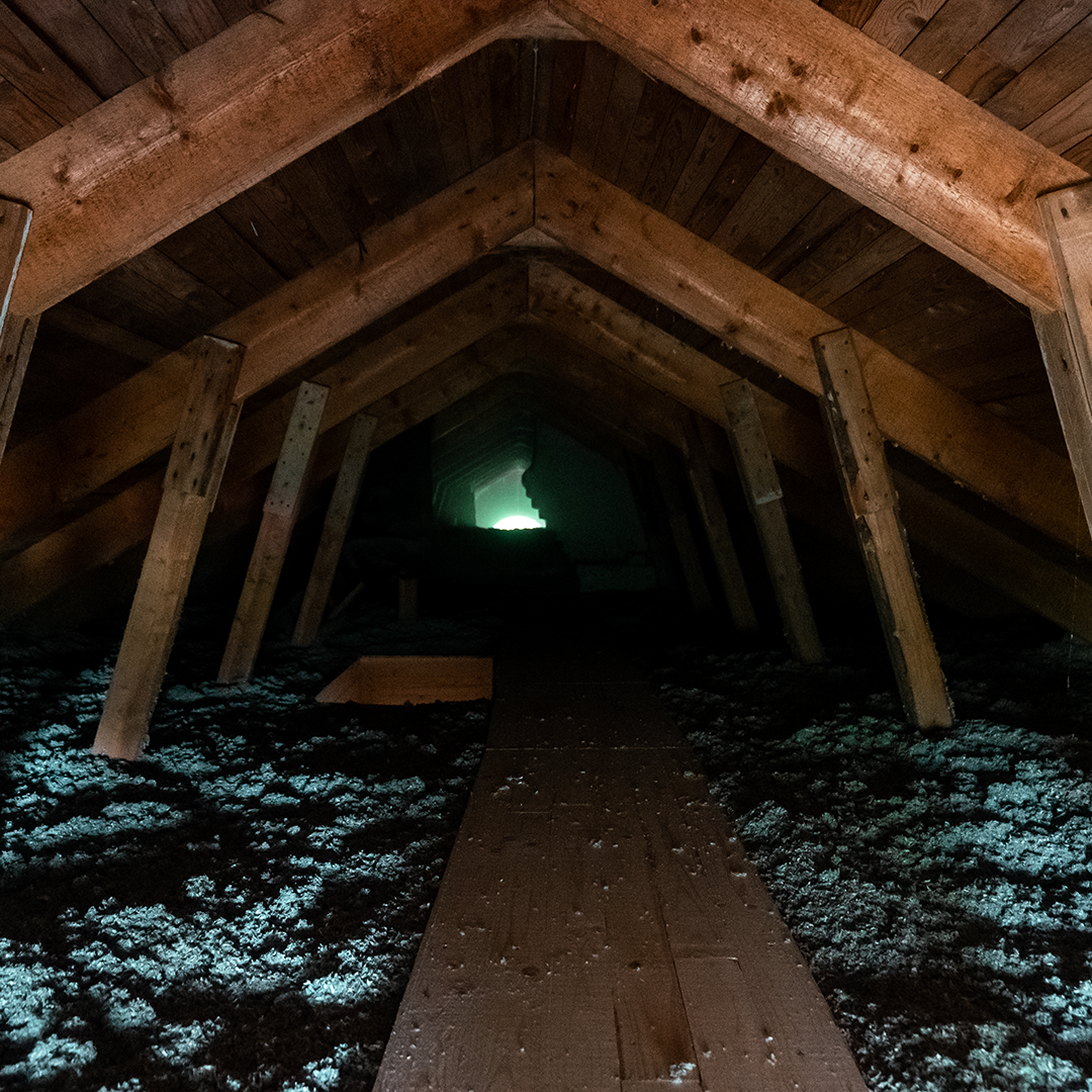 Vindsutrymme med tilläggsisolering i form av cellulosa